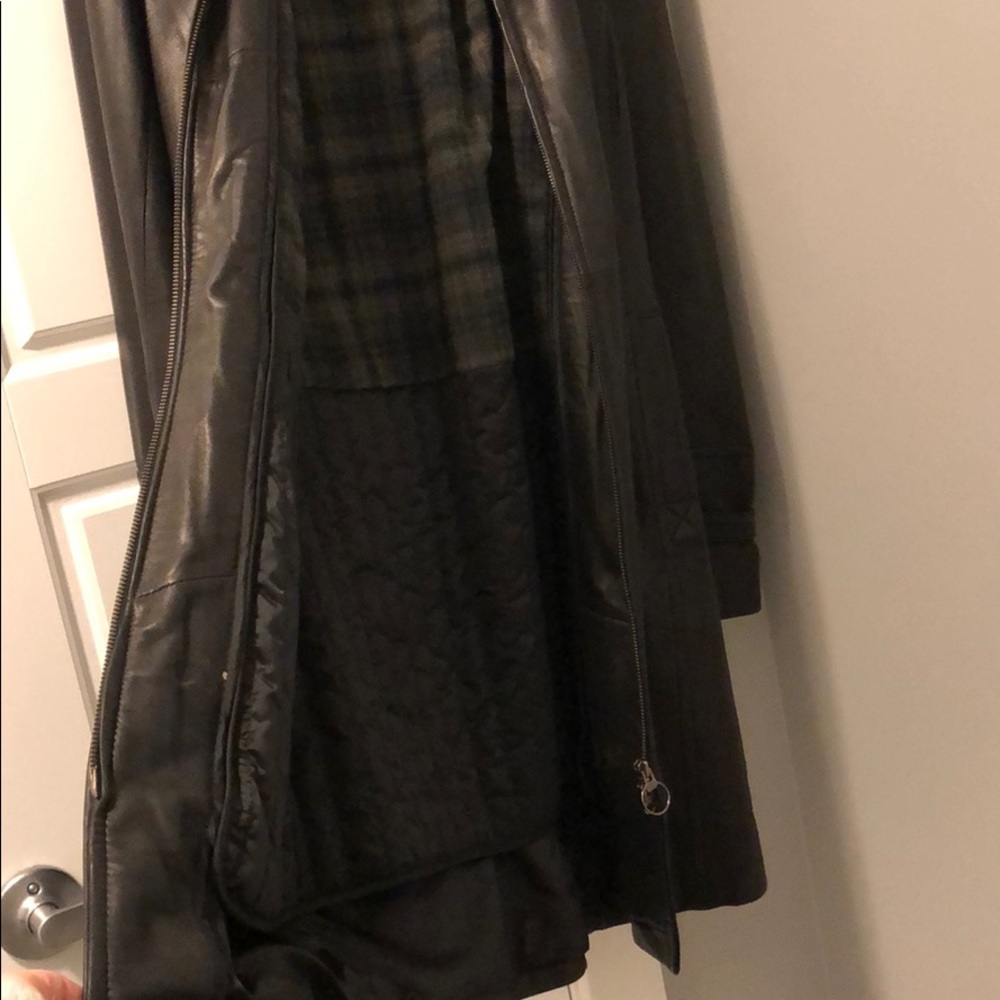 Long leather jacket - Picture 6 of 9
